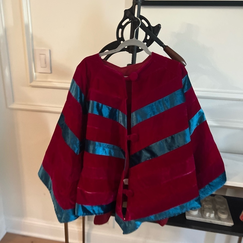 Bloomingdale’s vintage tree skirt jewel toned. Absolutely gorgeous